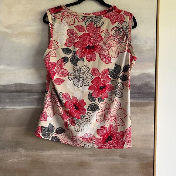 New York & Company Stretch V-Neck Sleeveless Tank Red/Black Floral - XL - Picture 2 of 3